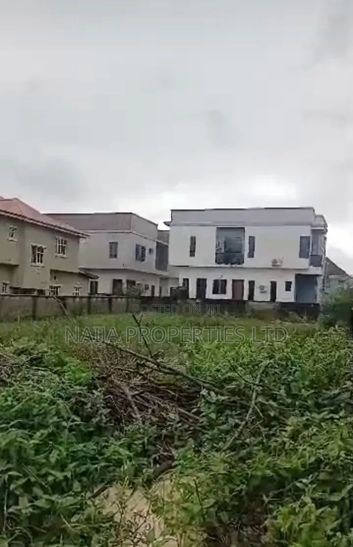 A Plot of Land in Crown Estate, Sangotedo for Sale in Sangotedo