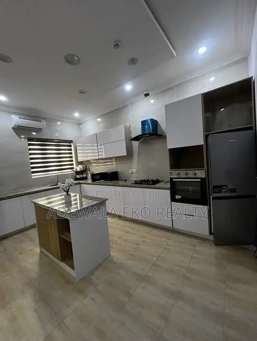 4Bedroom Duplex Shortlet Ikeja GRA | Pool | Snooker | 24hrs Power in Ikeja GRA