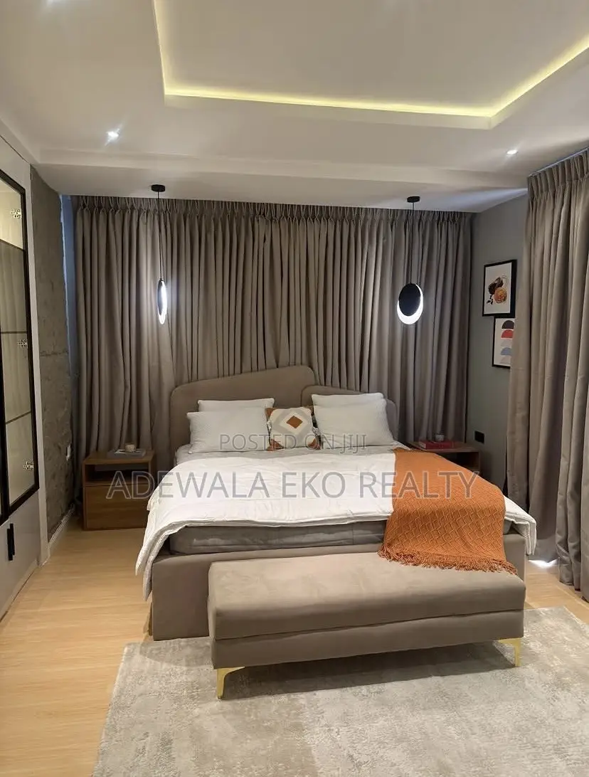 1Bedroom Shortlet Lekki Phase 1 - 24/7 Power|PS5|Pool in Lekki Phase 1