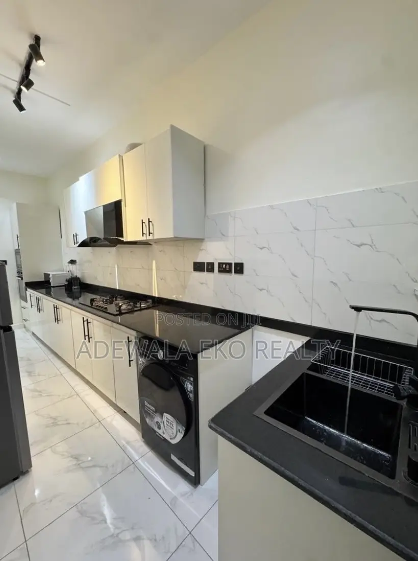 1-Bedroom Shortlet in Ologolo Lekki – Cinema, PS5, 24/7 Power in Ologolo