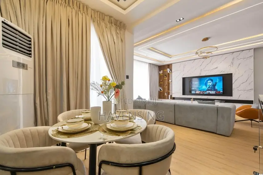 Luxury 2-Bedroom Apartment in Awolowo Road