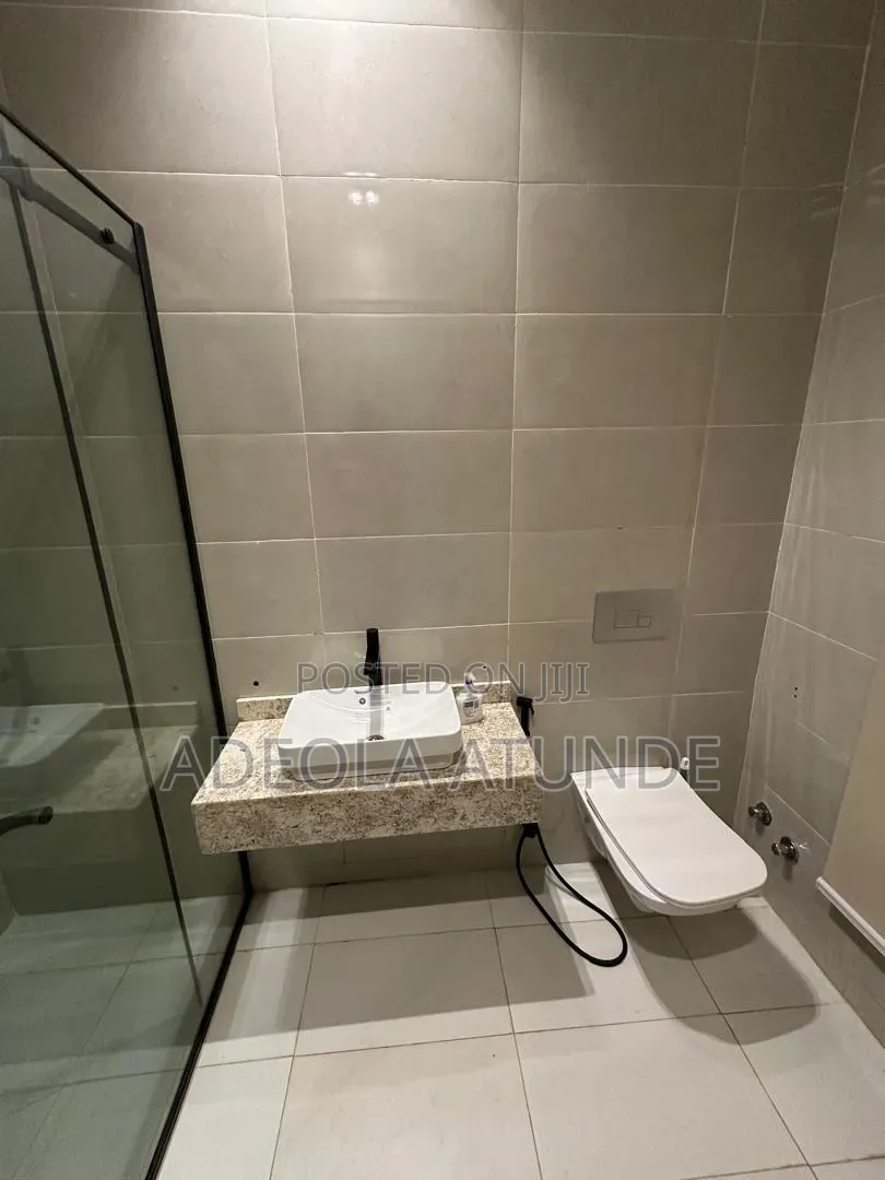 Executive 3-Bedroom Apartment | Wuye in Wuye