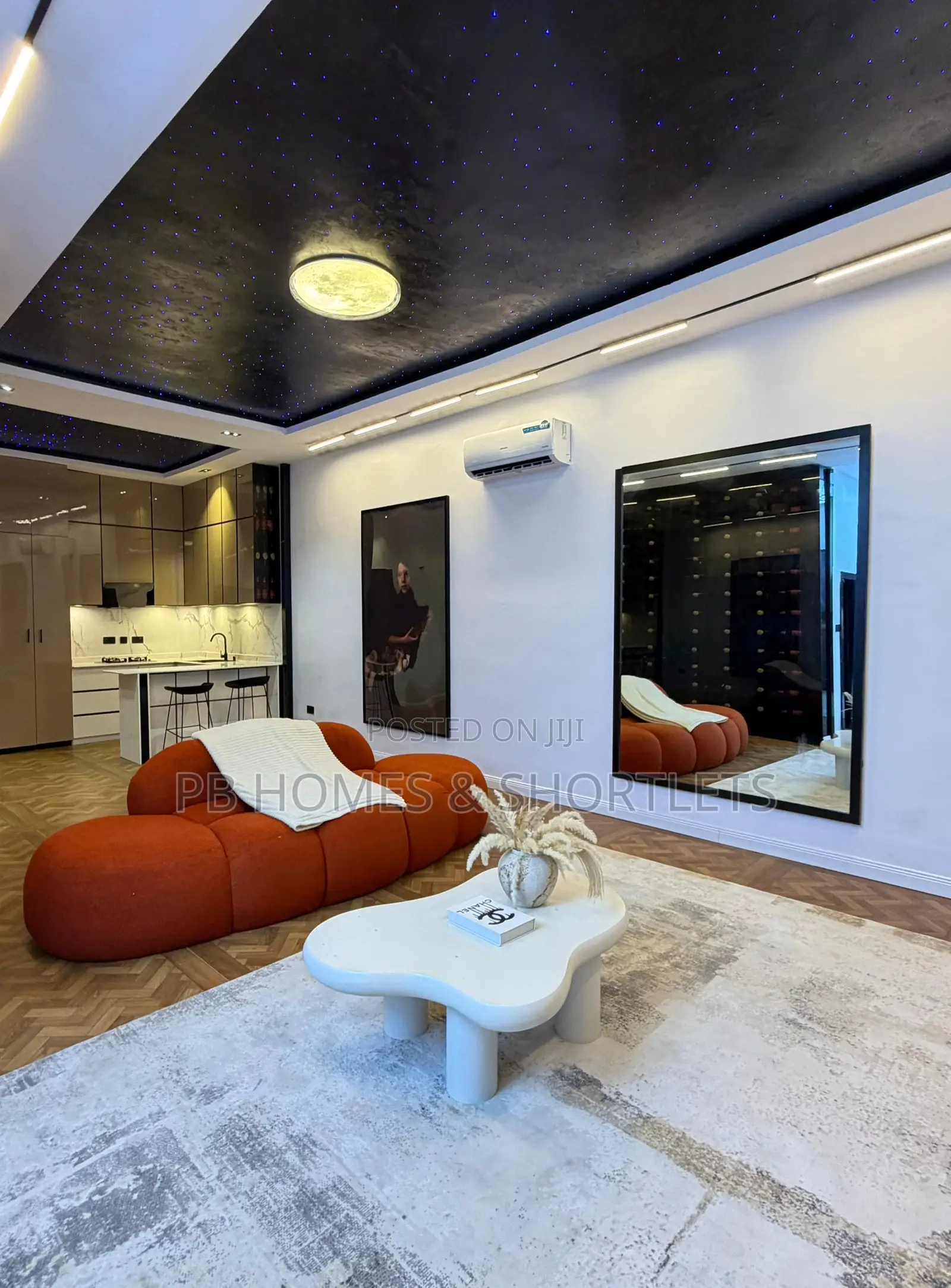 Deluxe 2 Bedroom Apartment in Chevron