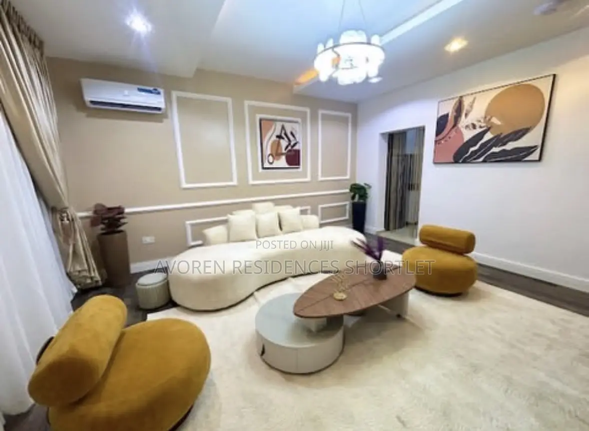 Luxurious One Bedroom Apartment Shortlet in Admiralty Way in Lekki Phase 1