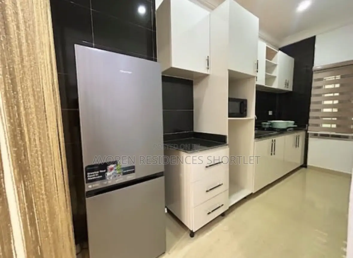 Luxurious One Bedroom Apartment Shortlet in Admiralty Way in Lekki Phase 1