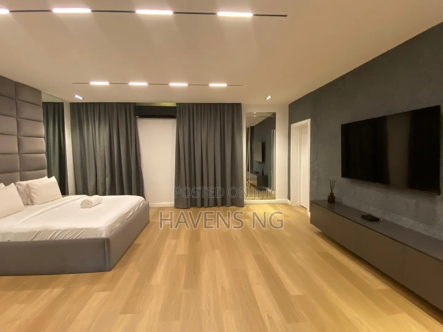 Luxury 3-Bedroom Maisonette in Parkview Estate