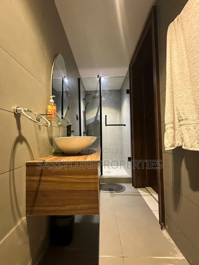 2 Bedroom With Snookers,ps5,pool and Gym in Lekki Phase 1