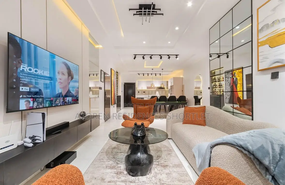 Beautiful Two Bedroom Shortlet in Lekki Phase 1