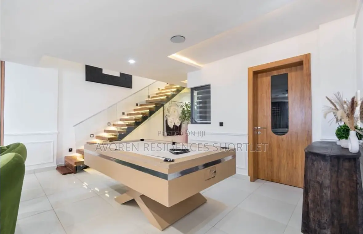 Luxurious 3 Bedroom Shortlet Ikoyi Waterfront in Ikoyi