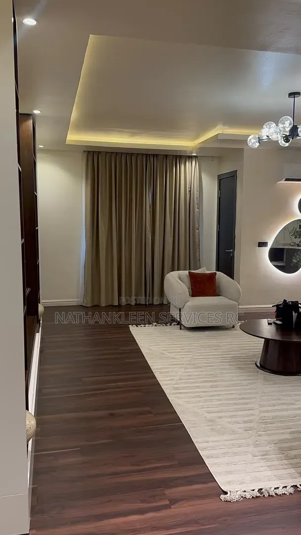 Auxi-Luxury One (1) Bedroom Apartment in Jahi