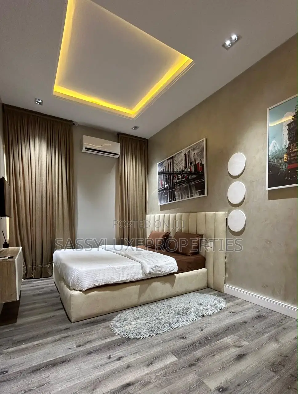 2 Bedroom Tarrace With Pool in Chevron