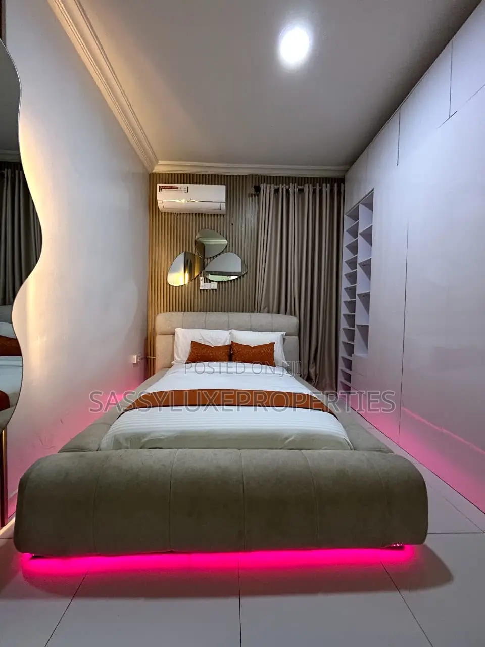 Cozy 2 Bedroom in Chevro in Chevron