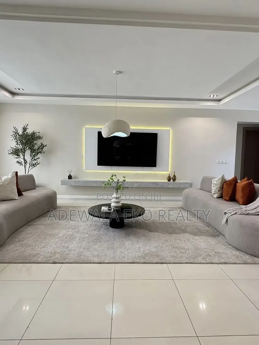 Luxury 3-Bedroom in Oniru, Victoria Island – Pool, 24/7 Power WiFi in Victoria Island Extension