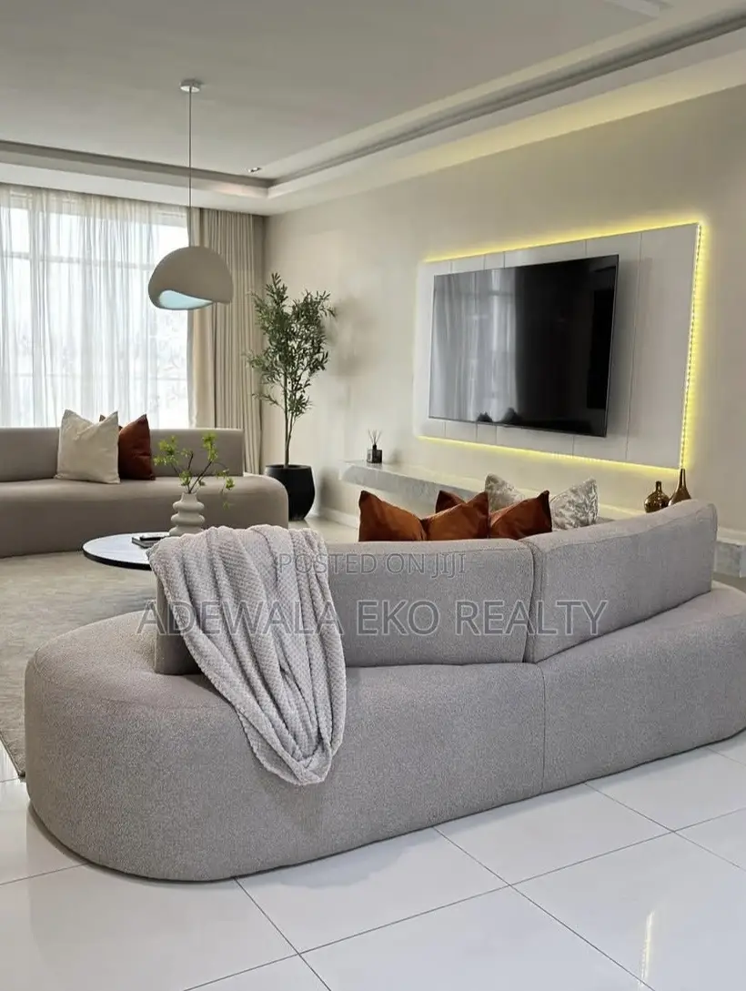 Luxury 3-Bedroom in Oniru, Victoria Island – Pool, 24/7 Power WiFi in Victoria Island Extension