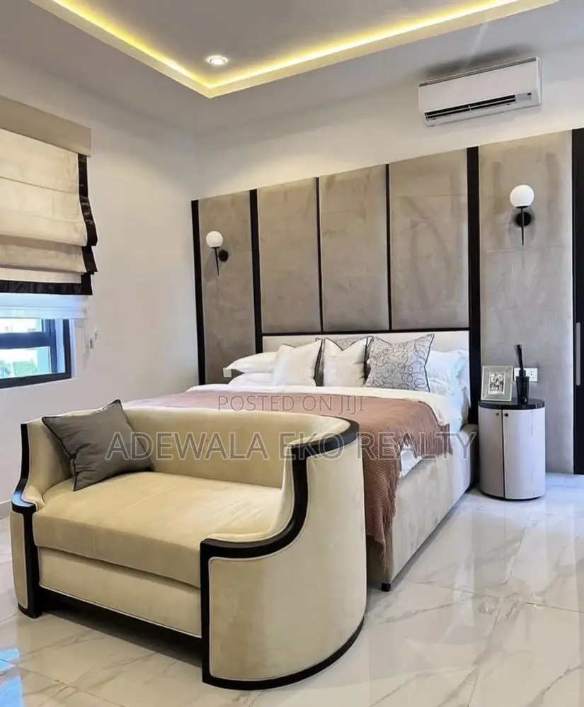 Cosy Studio Shortlet Lekki Phase 1– 24hrs Power in Lekki Phase 1