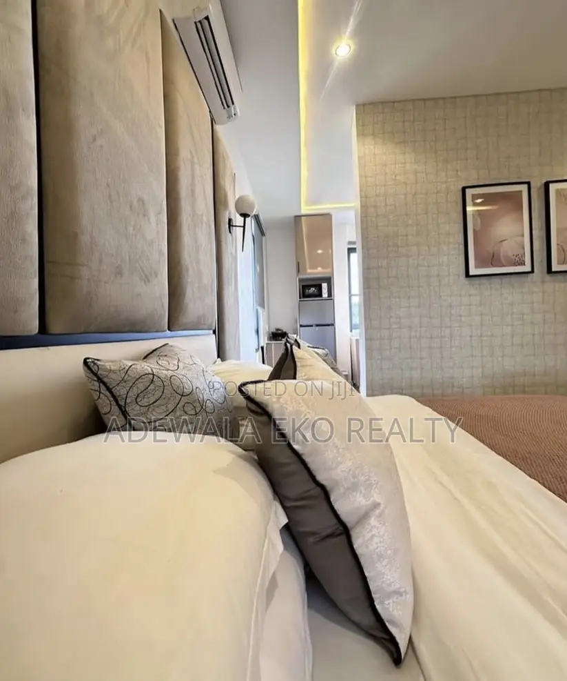 Cosy Studio Shortlet Lekki Phase 1– 24hrs Power in Lekki Phase 1