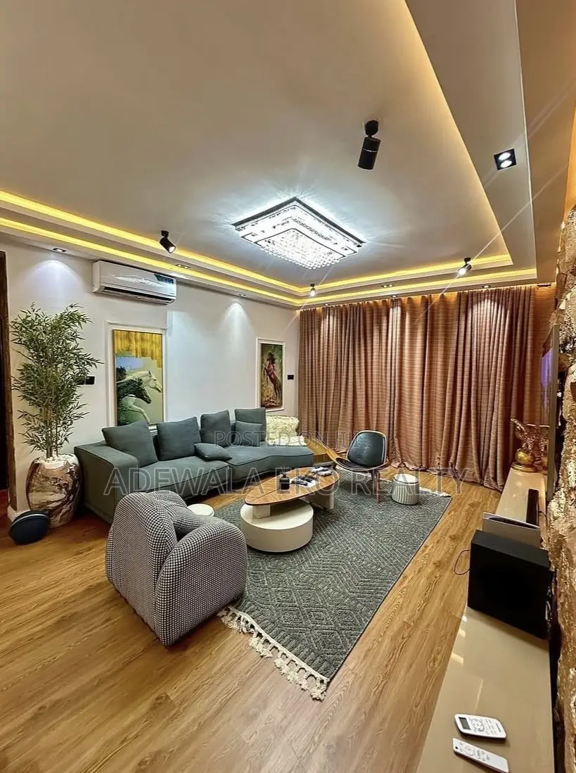 Luxury 3 Bedroom, Osapa London Lekki. in Osapa london