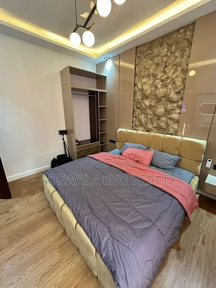 Luxury 3 Bedroom, Osapa London Lekki. in Osapa london