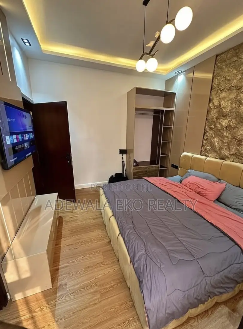 Luxury 3 Bedroom, Osapa London Lekki. in Osapa london