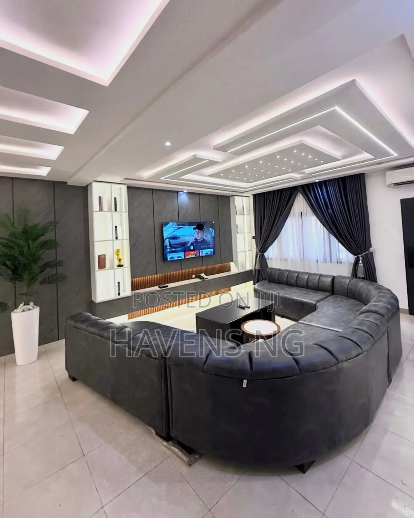 Beautiful 3-Bedroom Apartment for Short Let in Zone 2 / Wuse