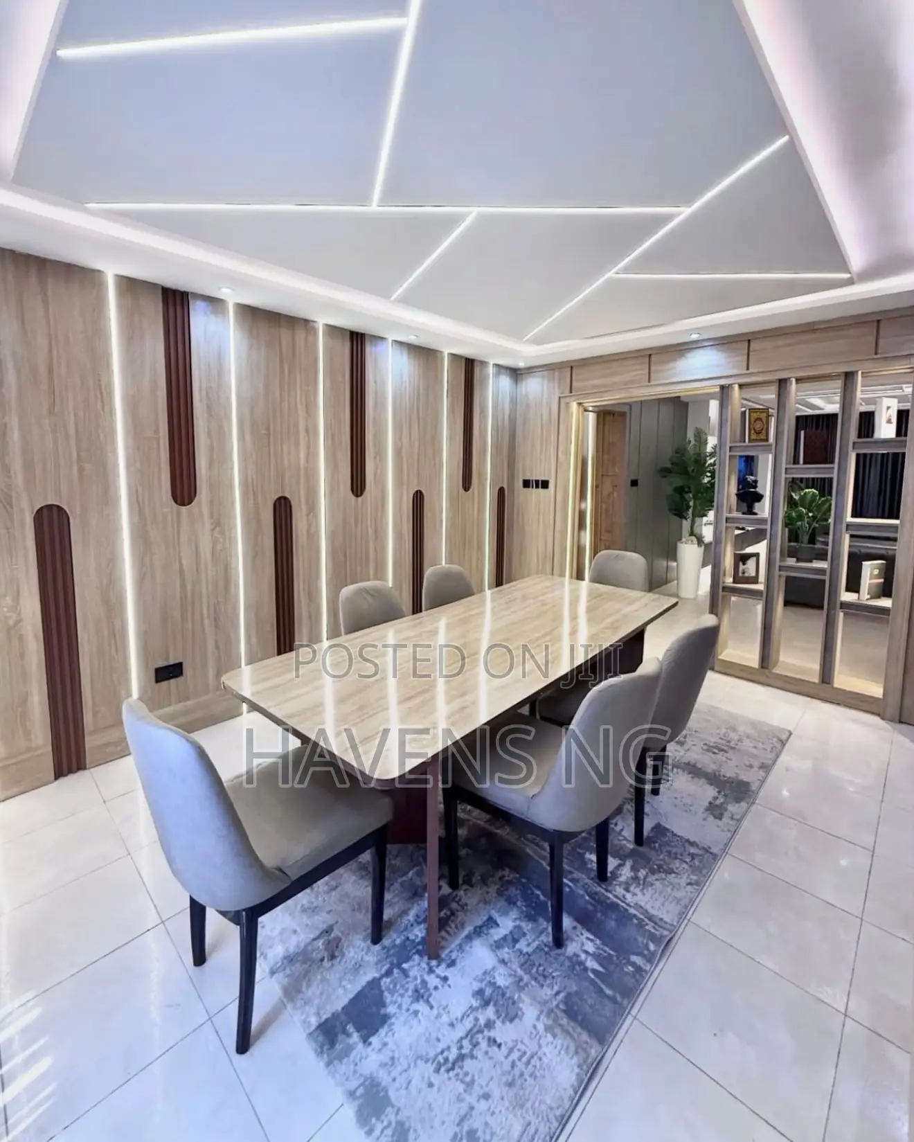 Beautiful 3-Bedroom Apartment for Short Let in Zone 2 / Wuse