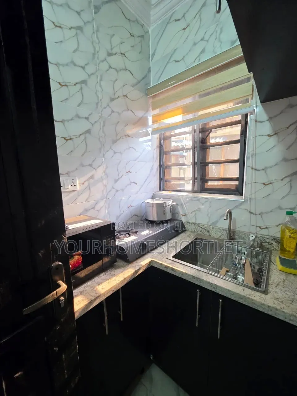 Standard 1 Bedroom in Coker