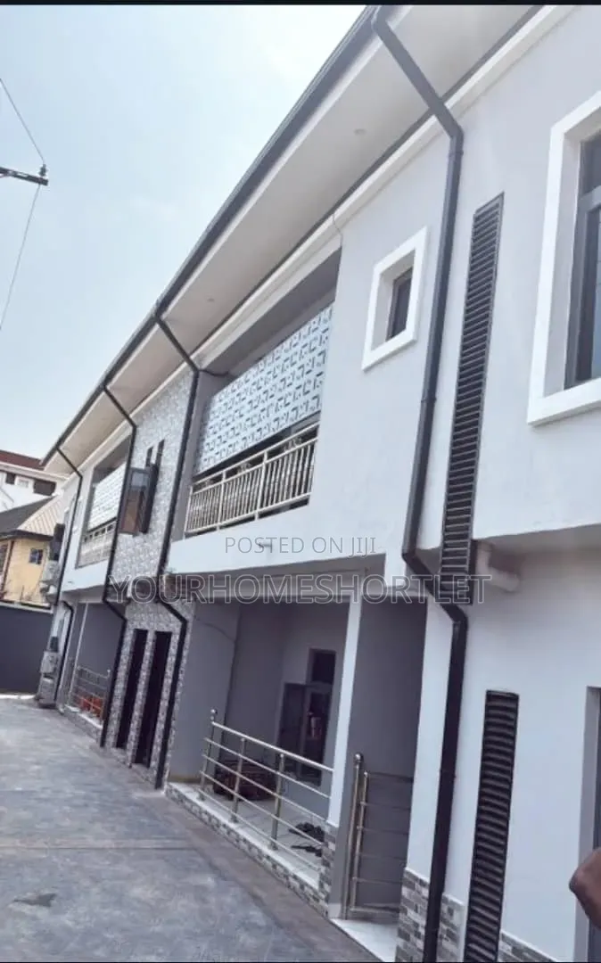Spacious Standard 3 Bedroom in Coker
