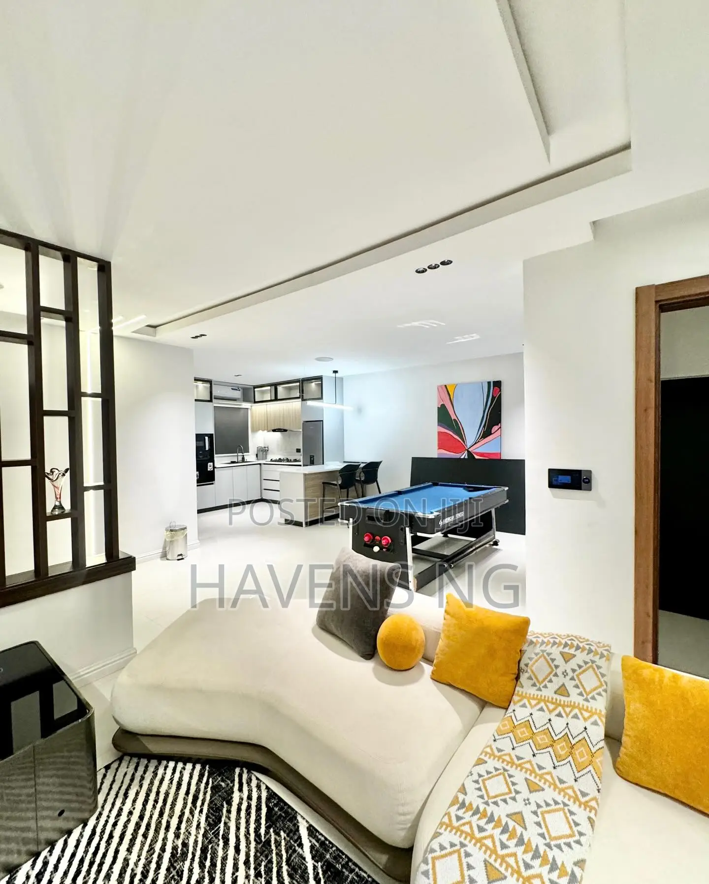 Exquisite 2-Bedroom Apartment for Short Let in Life Camp