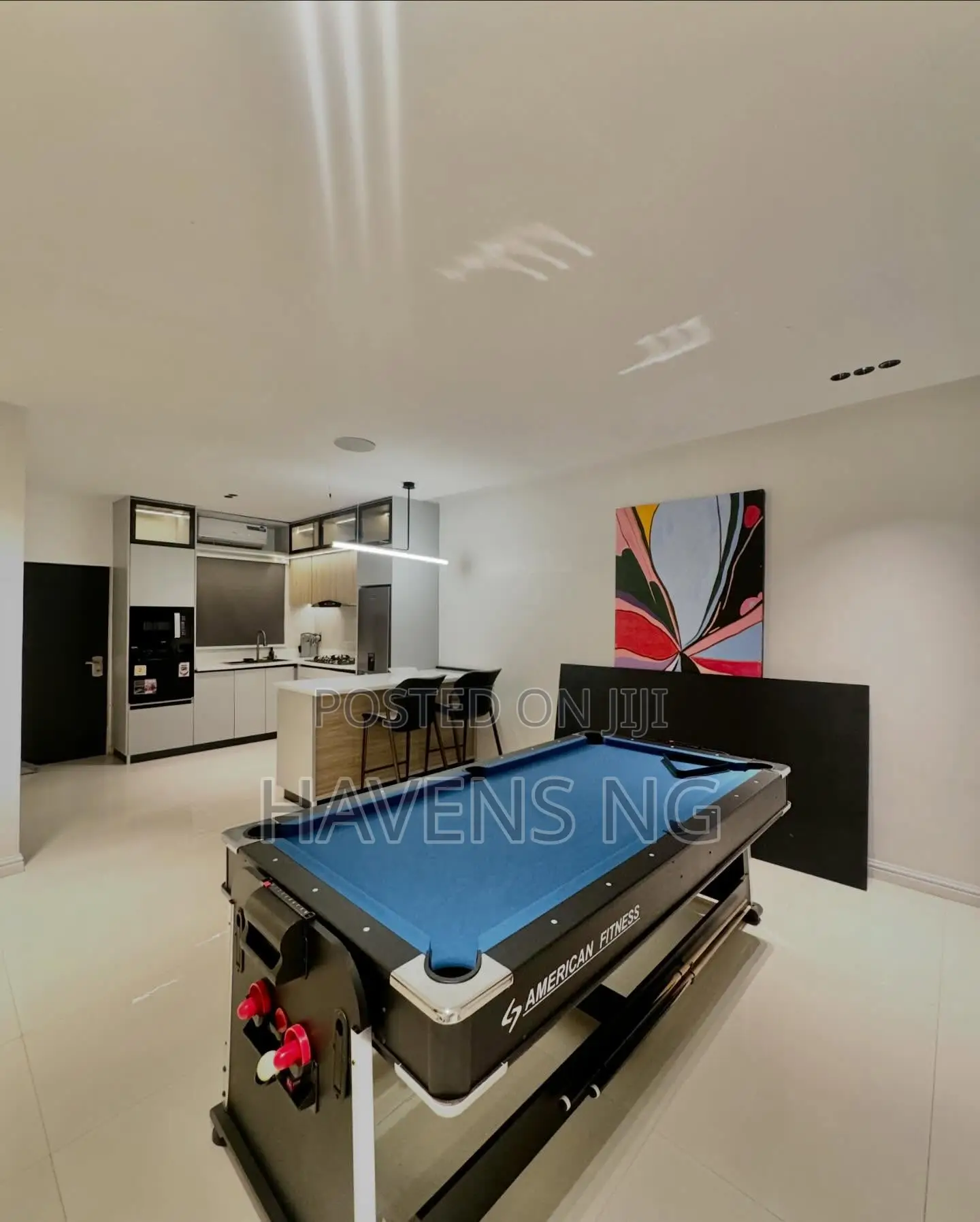 Exquisite 2-Bedroom Apartment for Short Let in Life Camp