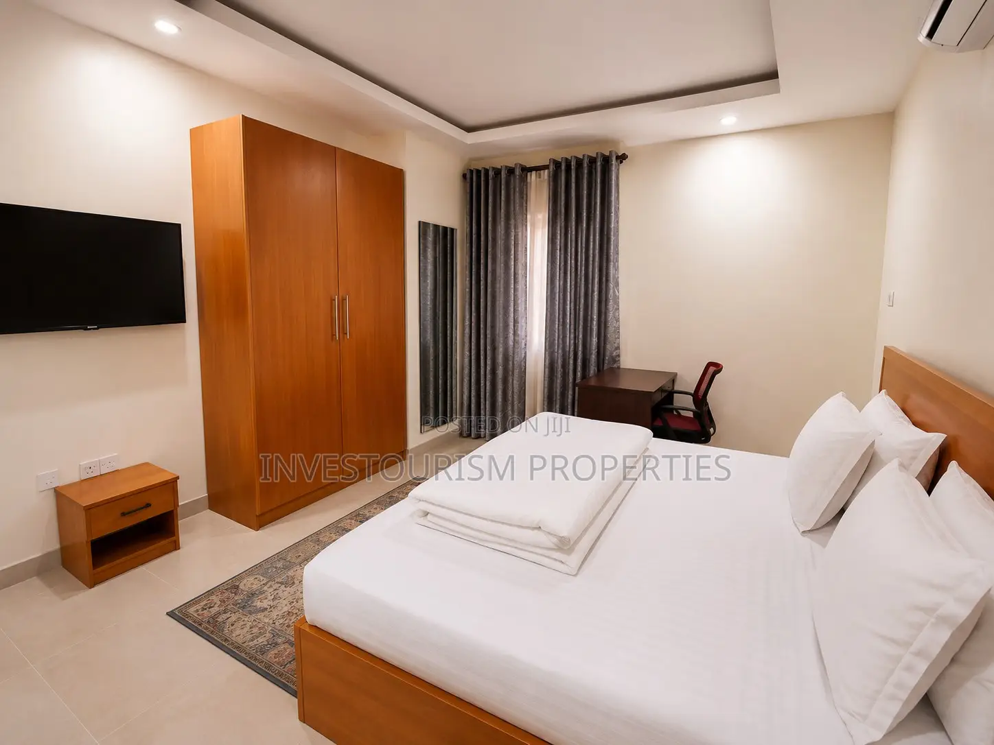 3bed Luxury Shortlet Available in Off Lekki-Epe Expressway