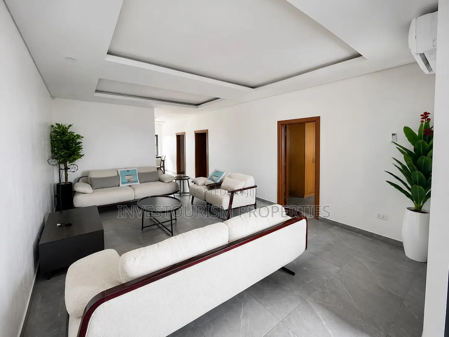 3bed Luxury Shortlet Available in Off Lekki-Epe Expressway