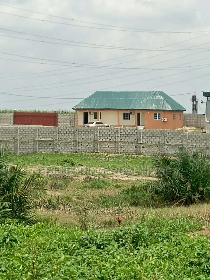 1.2 Heacters of Land in Gwagwalada for Sale. Abuja – Nigeria in Kutunku