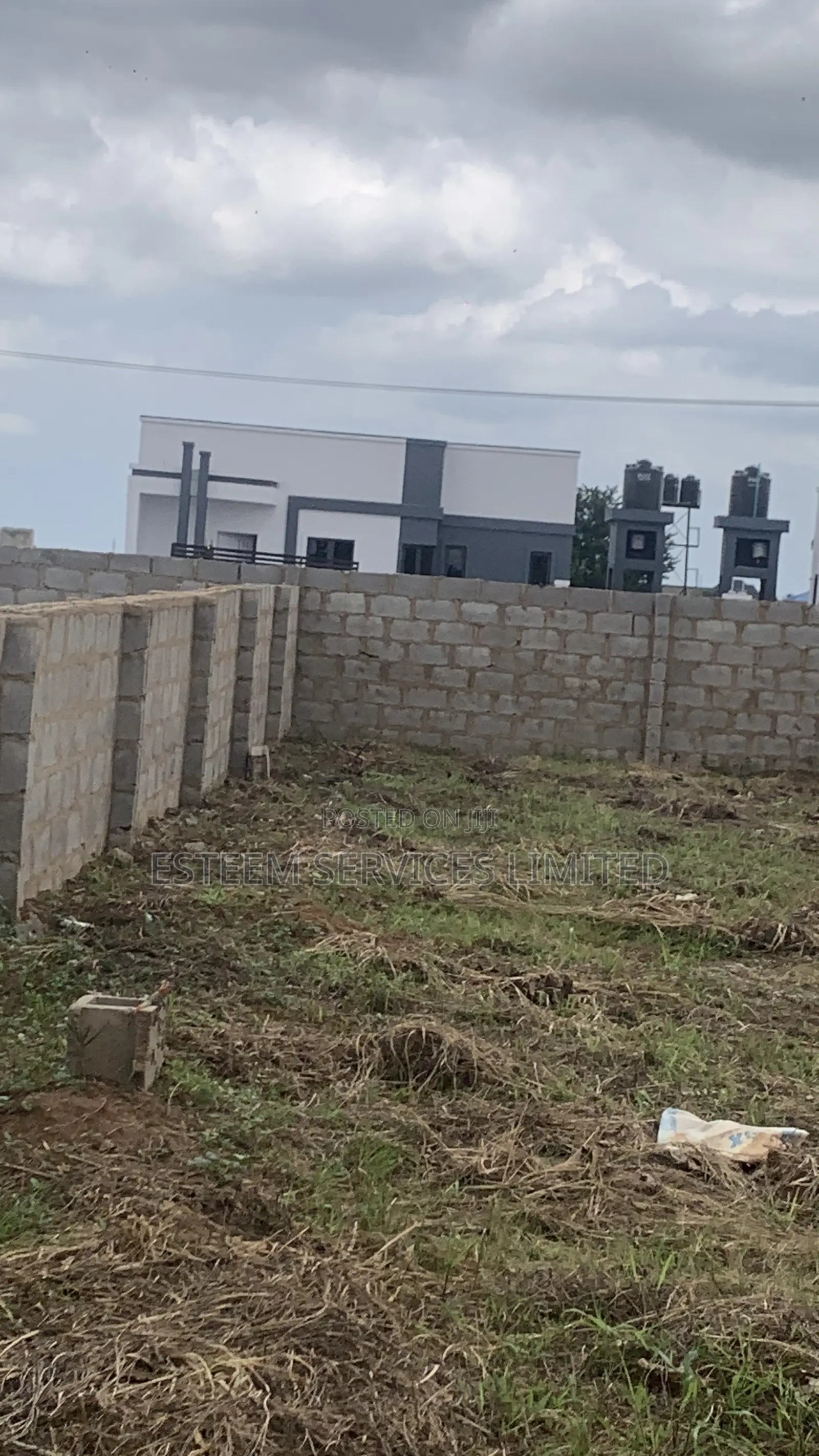 Fenced and Gated Plots in a Premium Estate in Ikola Axis in Ipaja / Ipaja