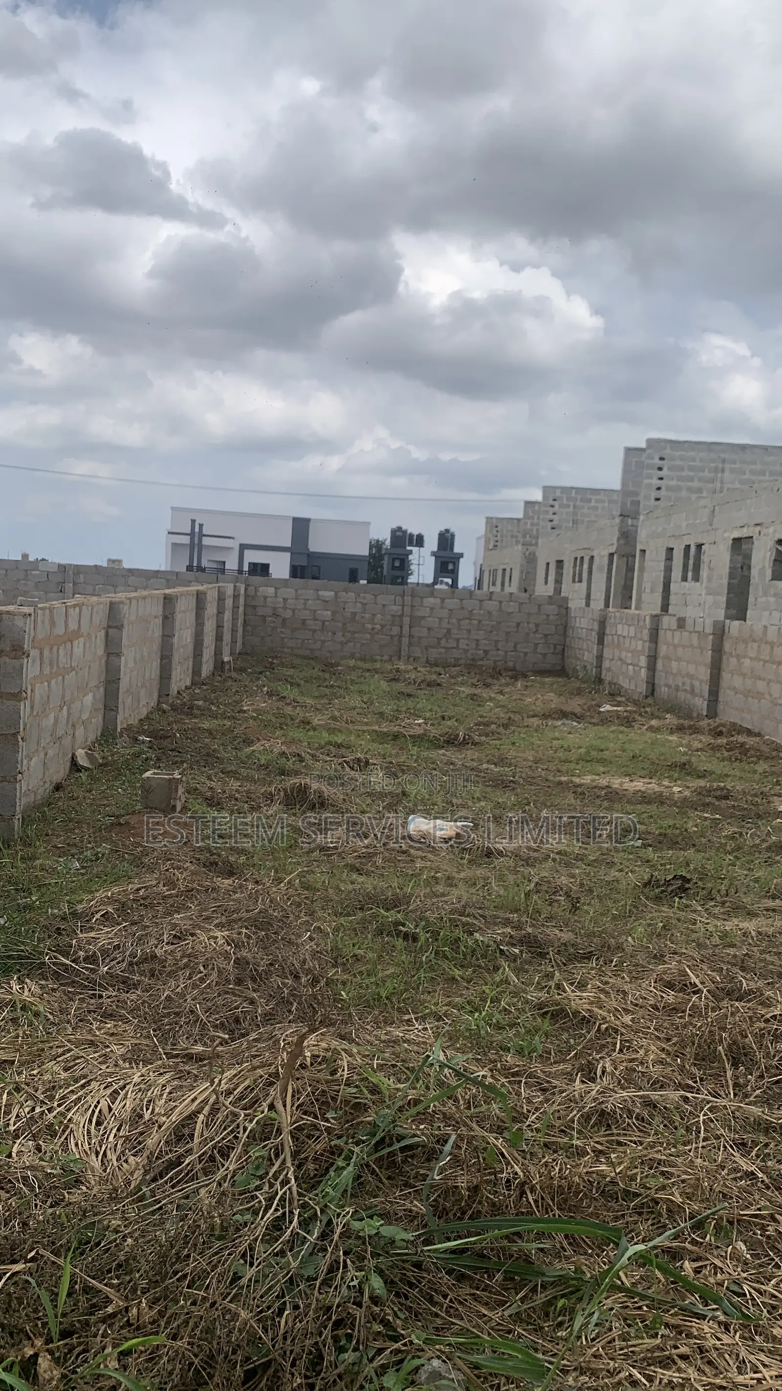Fenced and Gated Plots in a Premium Estate in Ikola Axis in Ipaja / Ipaja