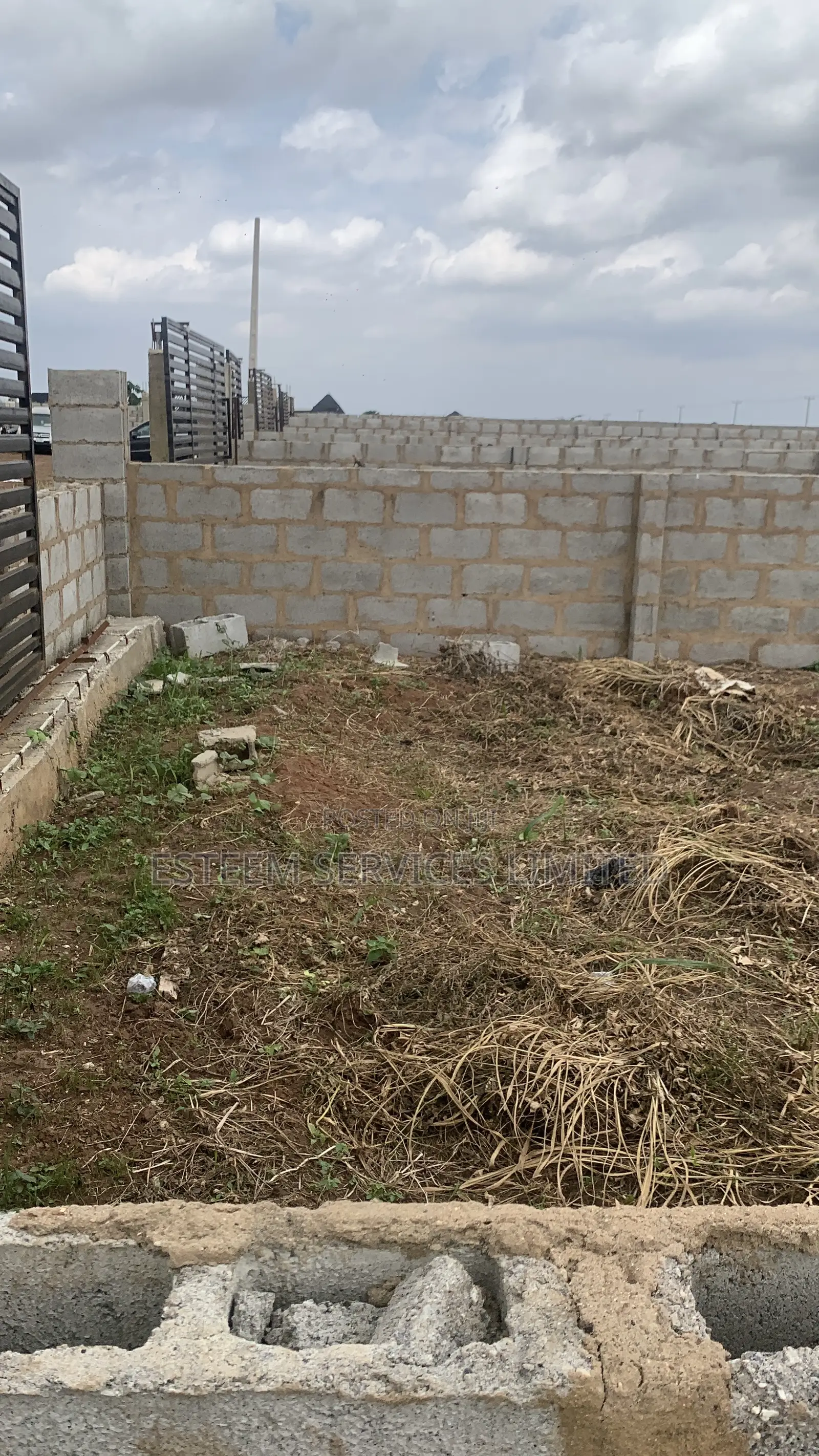 Fenced and Gated Plots in a Premium Estate in Ikola Axis in Ipaja / Ipaja