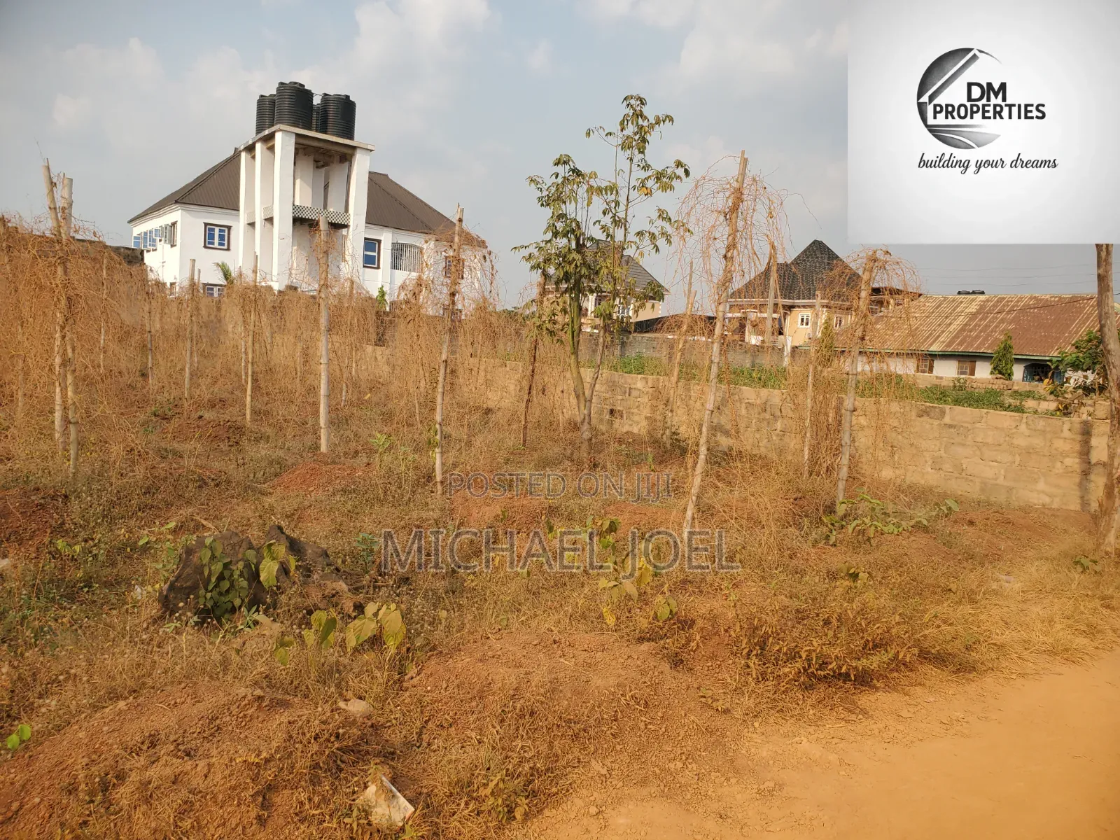 Land Measuring 100 by 100 in Auchi