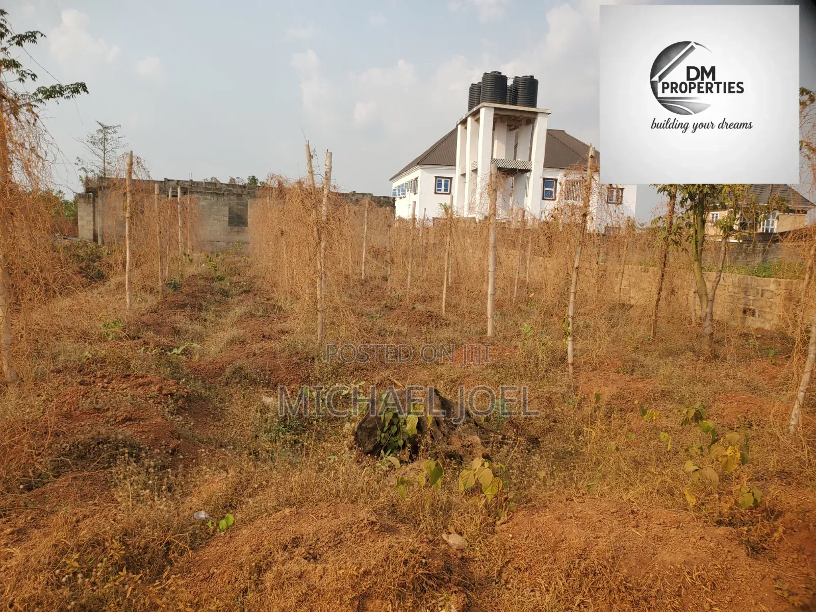 Land Measuring 100 by 100 in Auchi