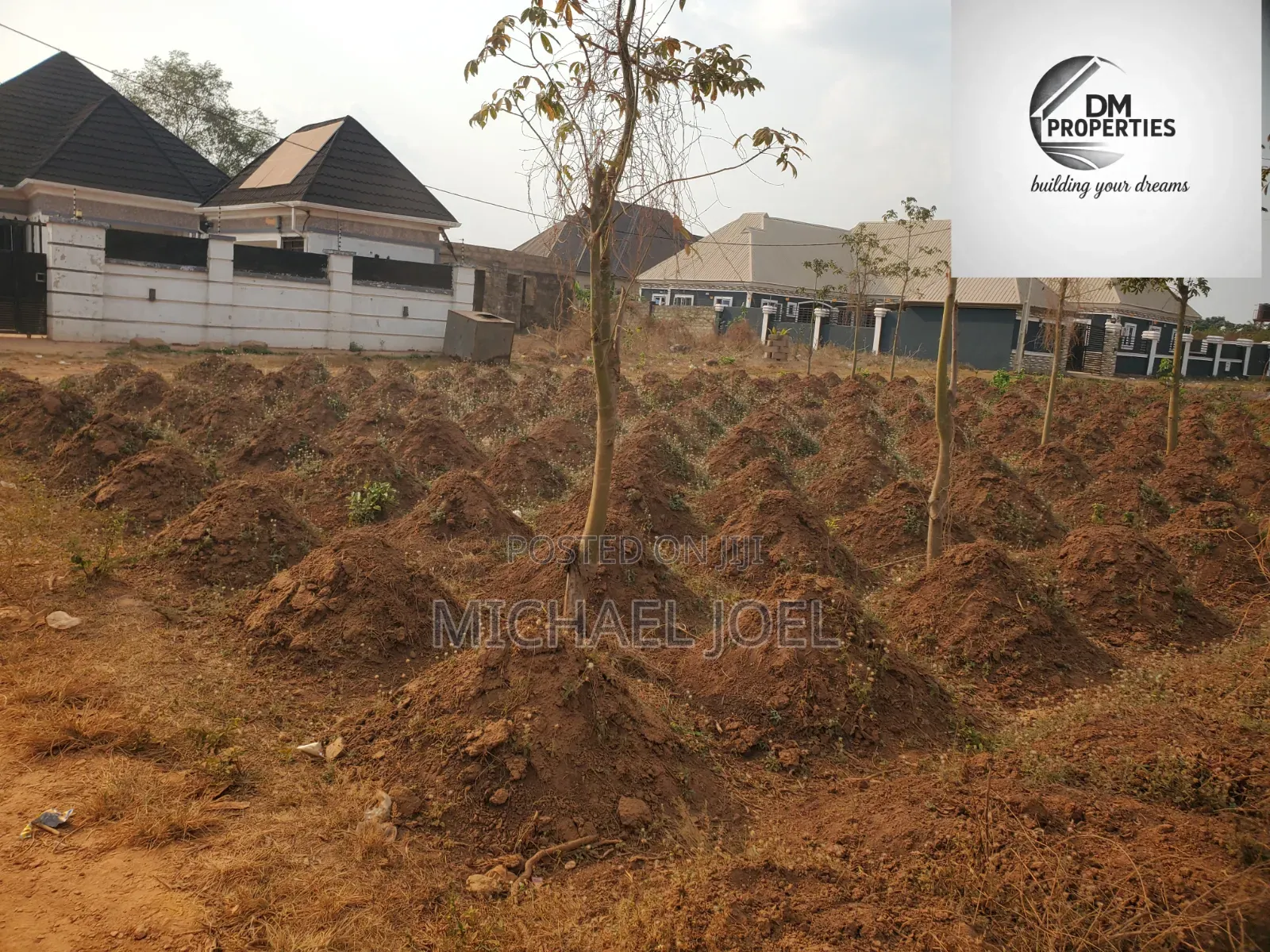 Land Measuring 100 by 100 in Auchi