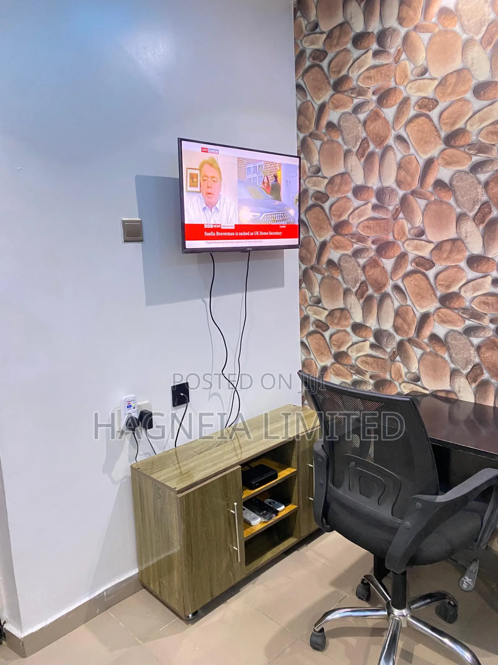 24/7 Solar Powered Tastefully Designed Apartment in Abule-Oja