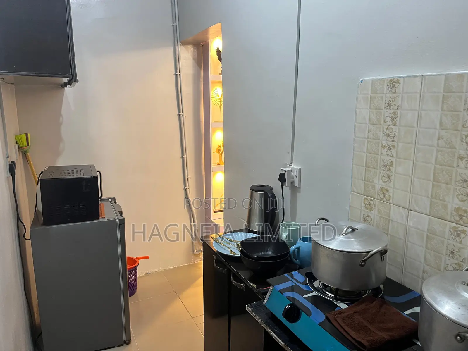 24/7 Solar Powered Executive Suite in Abule-Oja