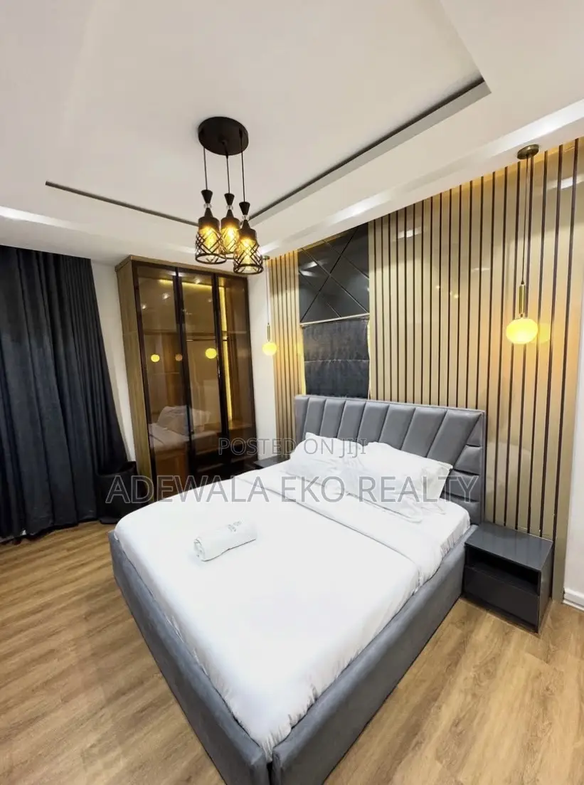 1 Bedroom Serviced Apartment Lekki Phase 1 | Gym PS5 | 24/7 Power. in Lekki Phase 1