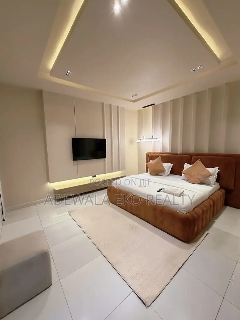 Cozy 2 Bedroom Apartment Lekki, Ikate. in Ikate