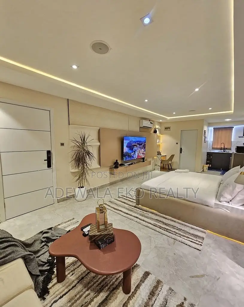 Spacious Studio Shortlet Lekki Phase 1 (PS5,24/7 Power) in Ikate