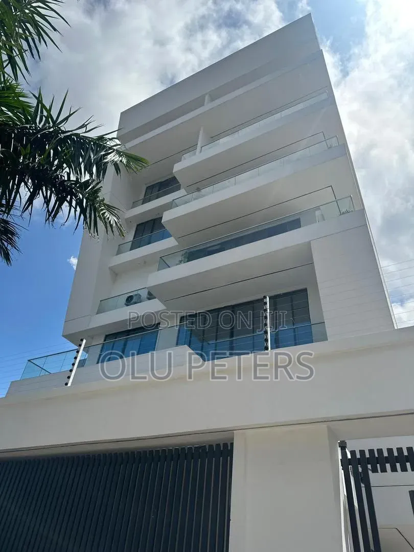 Short Let Apartment in Lekki Phase 1