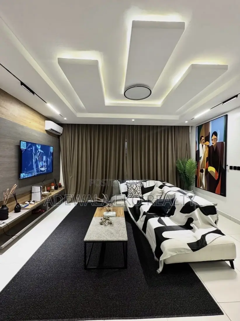 New 2-Bedroom Apartment Lekki Phase 1 – PS5 24/7 Power. in Lekki Phase 1