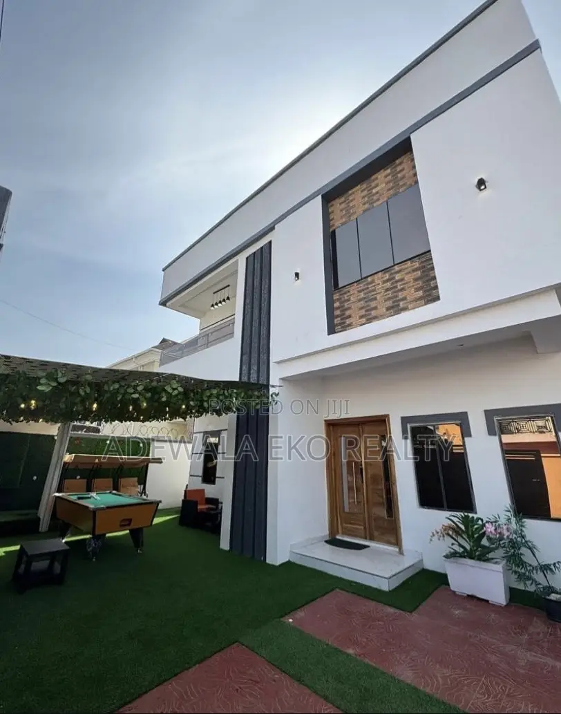 4 Bedroom Duplex (Self Compound) With Snooker Board and PS5 in Ikate