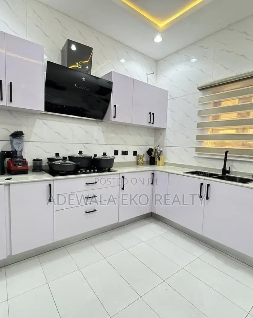 4 Bedroom Duplex (Self Compound) With Snooker Board and PS5 in Ikate