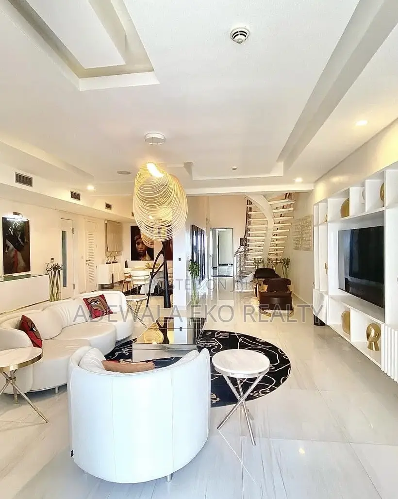 3 Bedroom Maisonette in Ikoyi + Pool + 24/7. in Old Ikoyi
