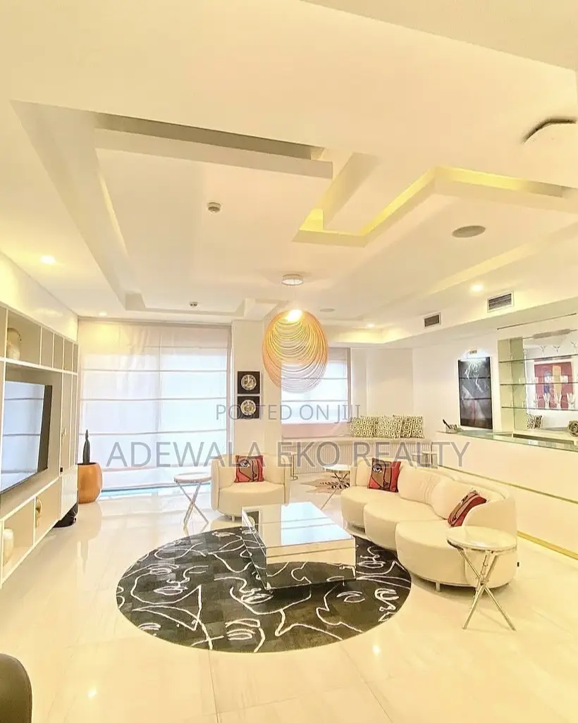 3 Bedroom Maisonette in Ikoyi + Pool + 24/7. in Old Ikoyi