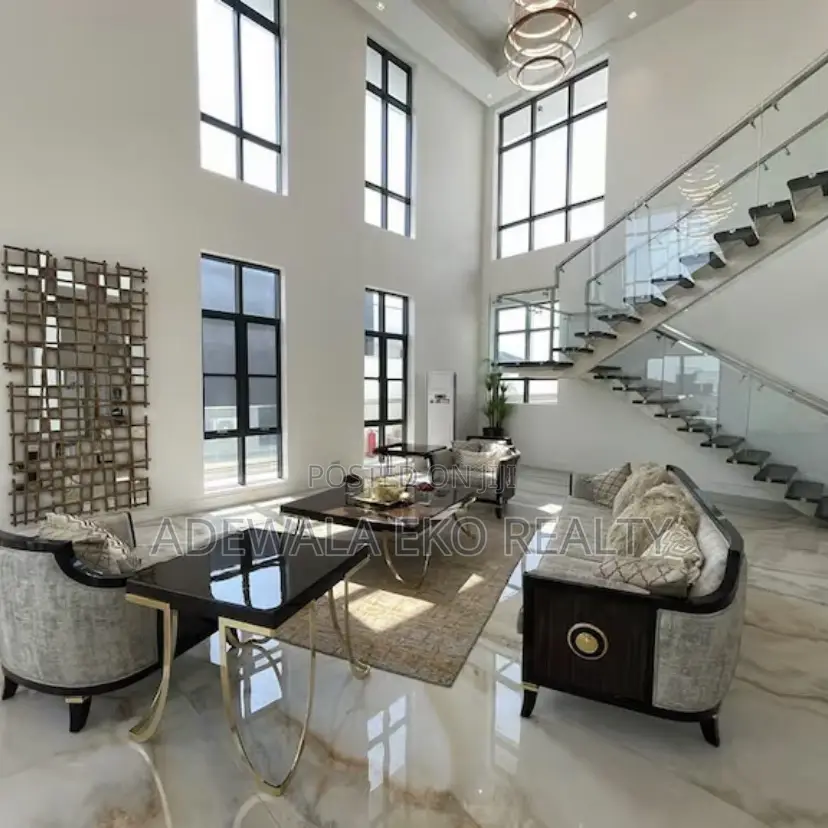 1 Bedroom Penthouse Ikoyi– Grand Piano, Private Lift, Rooftop Pool. in Old Ikoyi